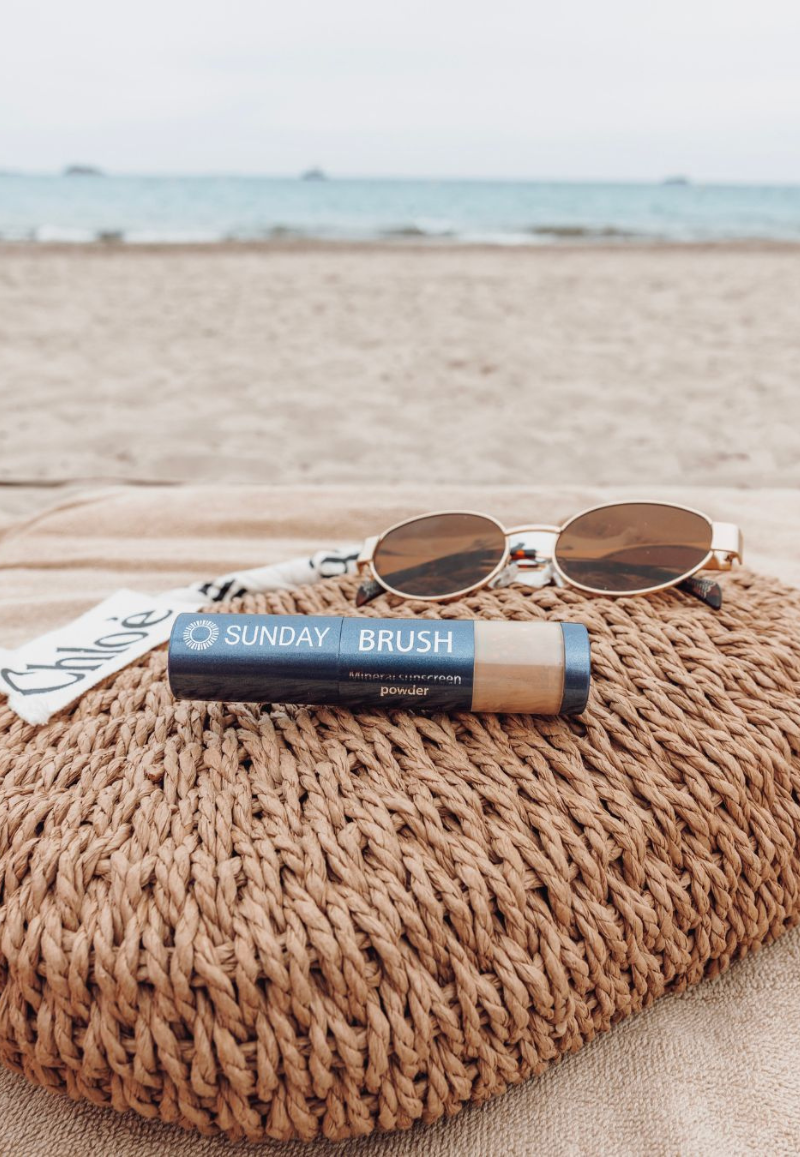 sunday-brush-mineraal-zonnepoeder-strand